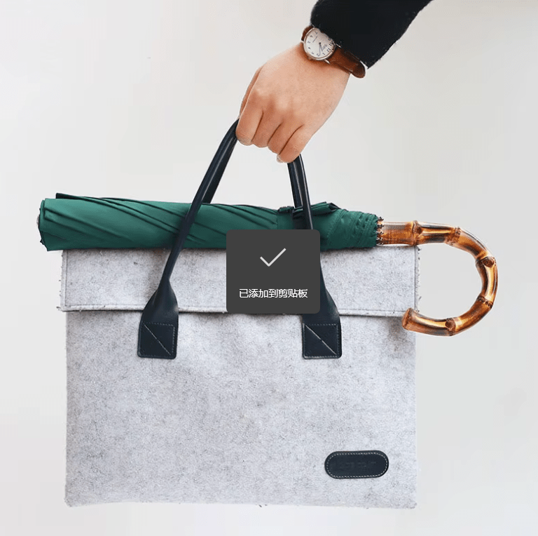 High-quality J-handle detail of our custom 2-fold automatic umbrella. Our OEM umbrella factory offers customizable handle designs, flexible MOQ, and premium corporate gift umbrella manufacturing for B2B wholesale clients.